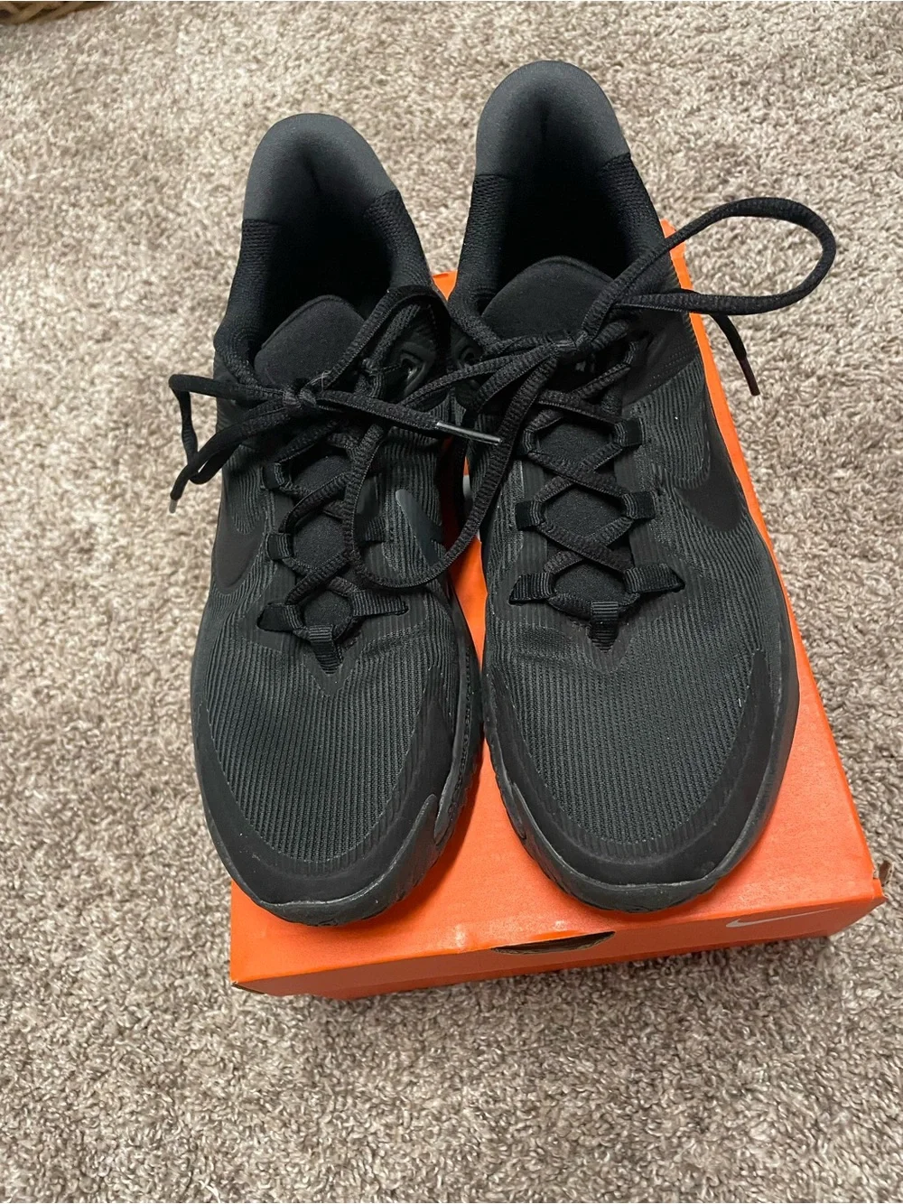 Youth Black Athletic Running Shoes - Lightweight Performance
